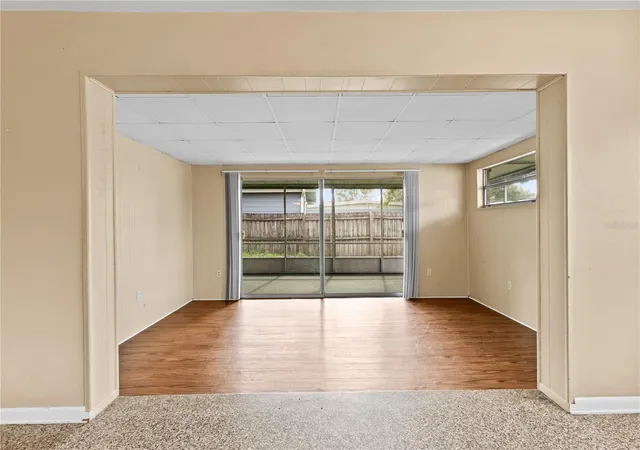 Photo 4 of Sale Pending at 1484 Viburnum Ln, Winter Park, FL 32792 | MLS# TB8543017 | Listing updated on 2026-09-07