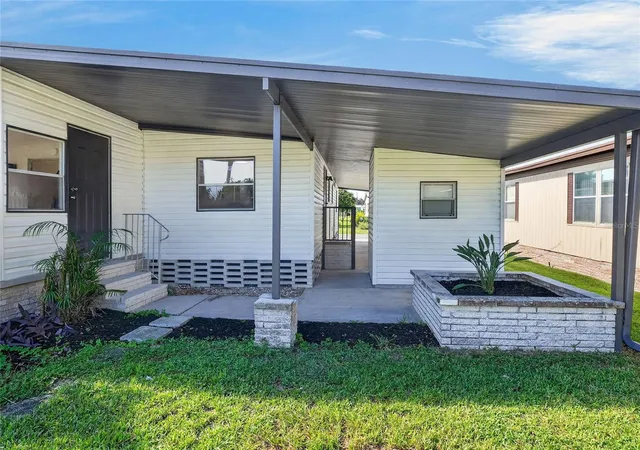 Manufactured home for sale at 2055 S Floral Ave #55, BARTOW, FL 33830 | MLS# B4902353