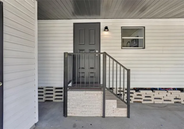 Photo 4 of Manufactured home for sale at 2055 S Floral Ave #55, Bartow, FL 33830 | MLS# B4902353 | Listing updated on 2026-10-17