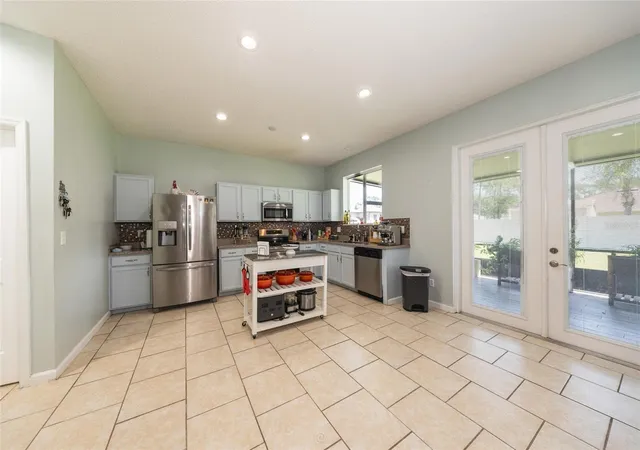 Photo 2 of Single family home for sale at 6 Rybark Ln, Palm Coast, FL 32164 | MLS# FC321014 | Listing updated on 2026-09-01