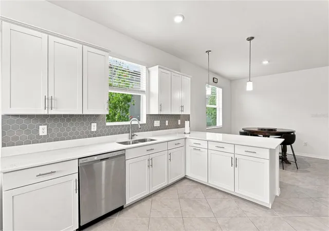 Photo 30 of Single family home for sale at 11330 Burgundy Dr, Venice, FL 34293 | MLS# D6148574 | Listing updated on 2026-08-29