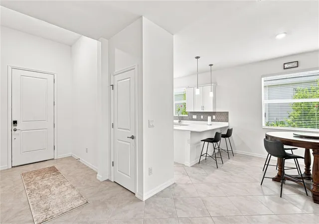 Photo 5 of Single family home for sale at 11330 Burgundy Dr, Venice, FL 34293 | MLS# D6148574 | Listing updated on 2026-08-29