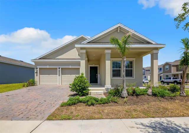 Photo 3 of Single family home for sale at 2637 Peace Of Mind Ave, Kissimmee, FL 34744 | MLS# S5156433 | Listing updated on 2026-08-28