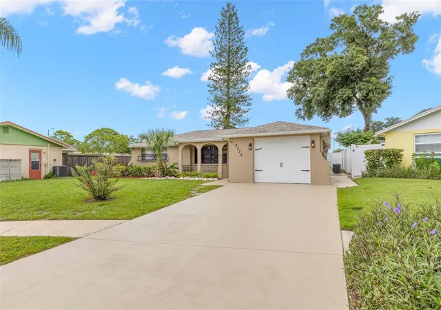 Photo 4 of Single family home for sale at 4236 Abaco Ct, New Port Richey, FL 34653 | MLS# TB8543024 | Listing updated on 2026-09-01