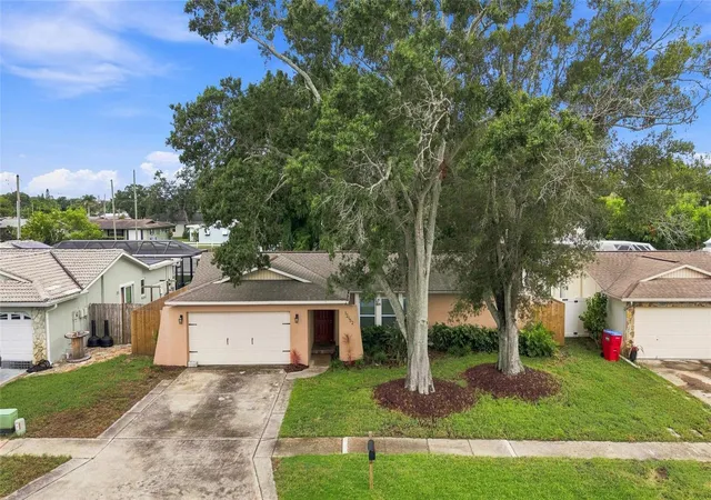 Photo 2 of Single family home for sale at 12152 Bonnie Ter, Seminole, FL 33772 | MLS# TB8543026 | Listing updated on 2026-09-02