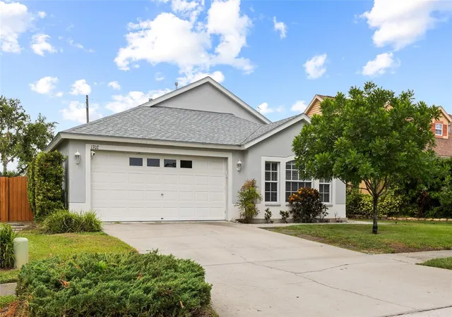 Photo 2 of Single family home for sale at 1702 Meadow Oak Ln, Tarpon Springs, FL 34689 | MLS# TB8543027 | Listing updated on 2026-09-21