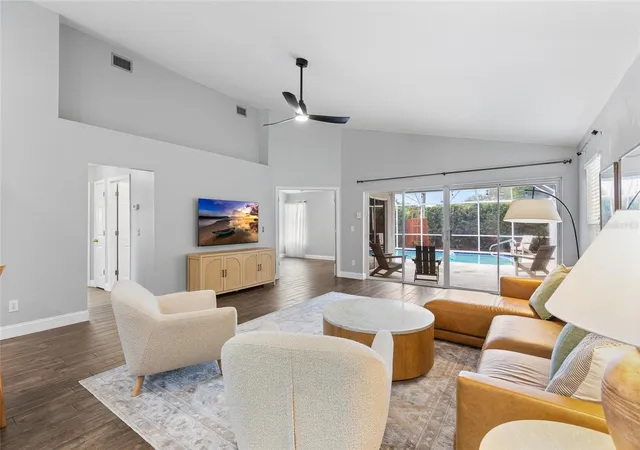 Photo 4 of Single family home for sale at 1702 Meadow Oak Ln, Tarpon Springs, FL 34689 | MLS# TB8543027 | Listing updated on 2026-09-21