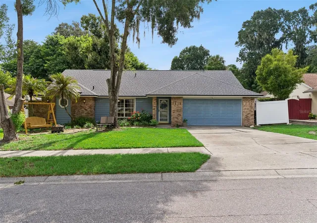 Photo 2 of Single family home for sale at 217 Harbor Dr, Winter Garden, FL 34787 | MLS# O6437038 | Listing updated on 2026-08-31