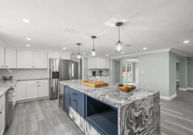 Photo 5 of Single family home for sale at 6063 Airmont Dr, Spring Hill, FL 34606 | MLS# W7888967 | Listing updated on 2026-08-28