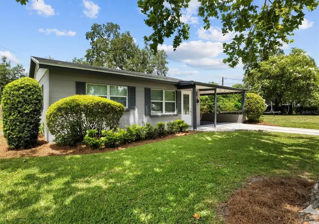 Photo 2 of Single family home for sale at 603 Hinton Crescent, Lakeland, FL 33803 | MLS# L4964616 | Listing updated on 2026-09-06