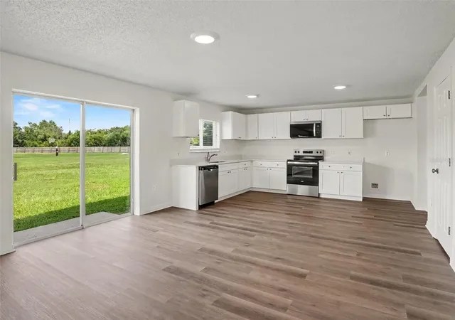 Photo 3 of Single family home for sale at 901 Anchorage Ln, Kissimmee, FL 34744 | MLS# O6437046 | Listing updated on 2026-08-28