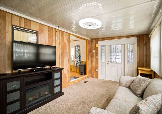 Photo 4 of Manufactured home for sale at 3333 26Th Ave E #1096, Bradenton, FL 34208 | MLS# D6148576 | Listing updated on 2026-09-02