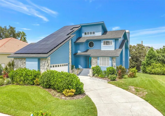 Photo 1 of Single family home for sale at 2111 Harbour Watch Dr, Tarpon Springs, FL 34689 | MLS# W7888970 | Listing updated on 2026-08-28