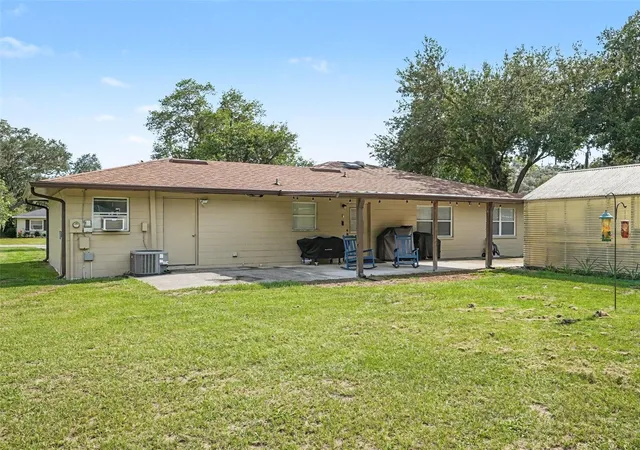 Photo 4 of Single family home for sale at 2811 John David Pl, Lakeland, FL 33811 | MLS# TB8543056 | Listing updated on 2026-09-08