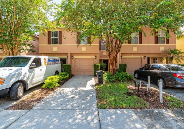 Photo 1 of Townhouse for sale at 3745 Collingwood Ln, Oviedo, FL 32765 | MLS# O6437056 | Listing updated on 2026-09-21