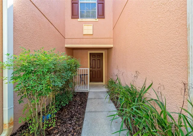 Photo 3 of Townhouse for sale at 3745 Collingwood Ln, Oviedo, FL 32765 | MLS# O6437056 | Listing updated on 2026-09-21