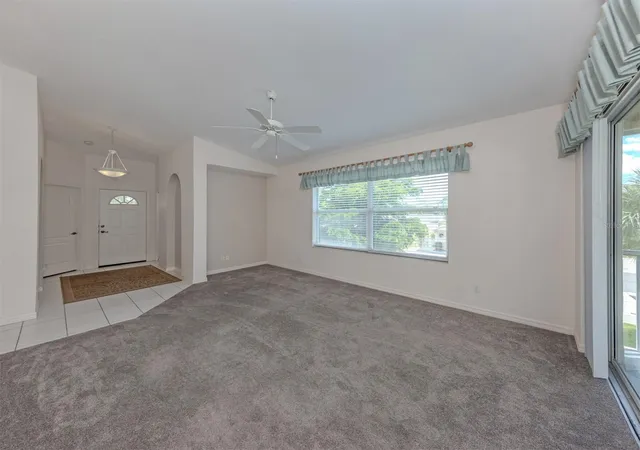 Listing Photo 5 - Condo for sale in building located at 503 Auburn Lakes Cir, Venice, FL 34292 - Unit #503