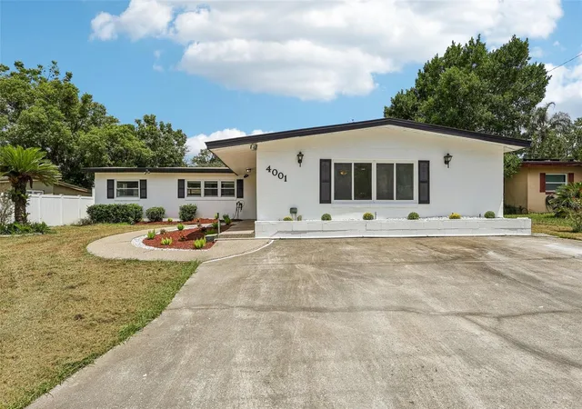 Photo 1 of Single family home for sale at 4001 Timber Trl, Orlando, FL 32808 | MLS# O6437063 | Listing updated on 2026-08-28