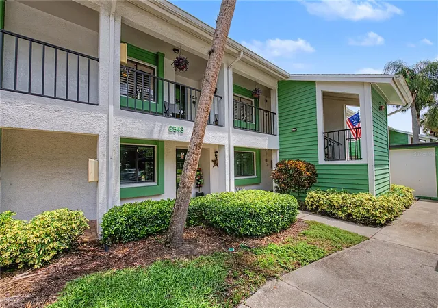 2nd image of 2543 Royal Pines Cir #17K, Clearwater, FL 33763 | MLS# TB8543069