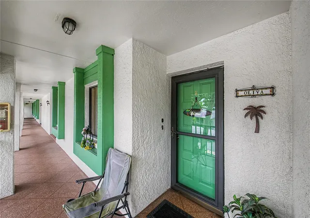 5th image of 2543 Royal Pines Cir #17K, Clearwater, FL 33763 | MLS# TB8543069