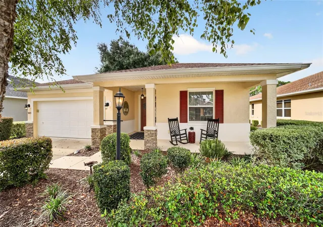 Photo 2 of Single family home for sale at 9895 Sw 95th Loop, Ocala, FL 34481 | MLS# OM731206 | Listing updated on 2026-09-26