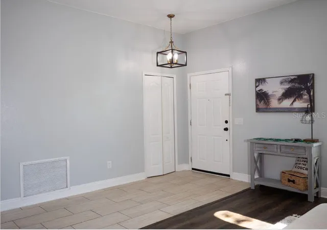 Photo 3 of Sale Pending at 2009 Crosscreek Court, Oviedo, FL 32766 | MLS# O6437071 | Listing updated on 2026-09-27