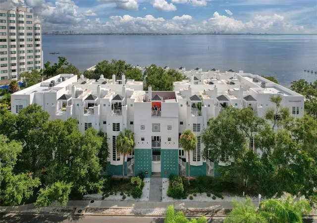 Condo for sale at 4950 Bayshore Blvd #16, TAMPA, FL 33611 | MLS# TB8543083