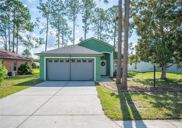 Photo 1 of Sale Pending at 7859 Sugar Pine Blvd, Lakeland, FL 33810 | MLS# L4964624 | Listing updated on 2026-09-02