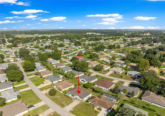 Photo 2 of Single family home for sale at 6201 Sw 84th Pl, Ocala, FL 34476 | MLS# OM731211 | Listing updated on 2026-08-28