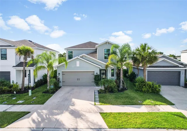Photo 2 of Sale Pending at 9080 Tequila Sunrise Dr, Sarasota, FL 34241 | MLS# A4704249 | Listing updated on 2026-09-06