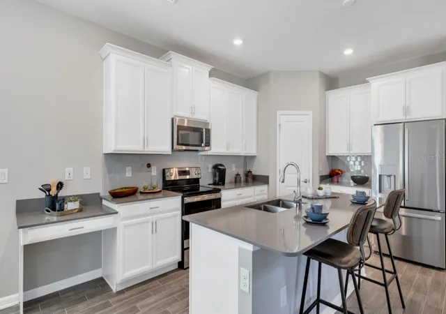 Photo 2 of Single family home for sale at 5570 Ronin Dr, St Cloud, FL 34771 | MLS# O6437091 | Listing updated on 2026-08-28