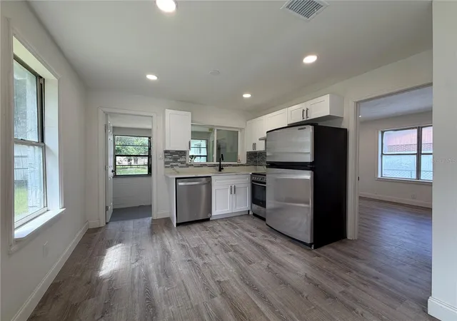 Photo 3 of Single family home for sale at 234 N Adams St, Daytona Beach, FL 32114 | MLS# V4950947 | Listing updated on 2026-10-09