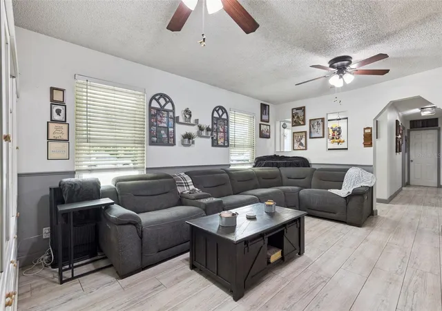Photo 5 of Single family home for sale at 1629 Orange Tree Dr, Edgewater, FL 32132 | MLS# V4950948 | Listing updated on 2026-09-04
