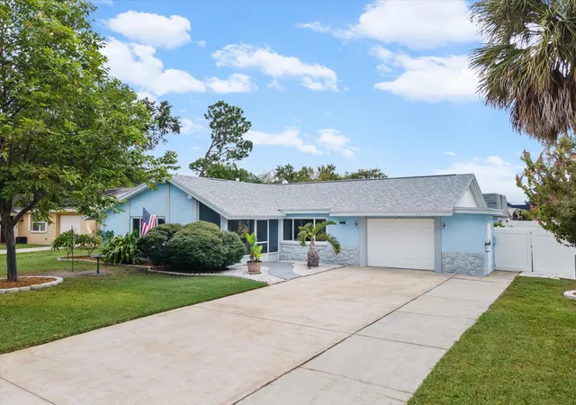 Photo 1 of Single family home for sale at 3845 Ming Tree Dr, New Port Richey, FL 34652 | MLS# TB8543107 | Listing updated on 2026-09-01