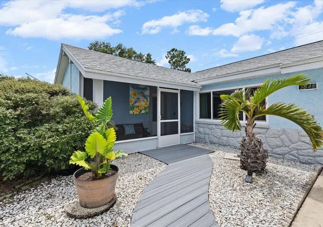 Photo 3 of Single family home for sale at 3845 Ming Tree Dr, New Port Richey, FL 34652 | MLS# TB8543107 | Listing updated on 2026-09-01