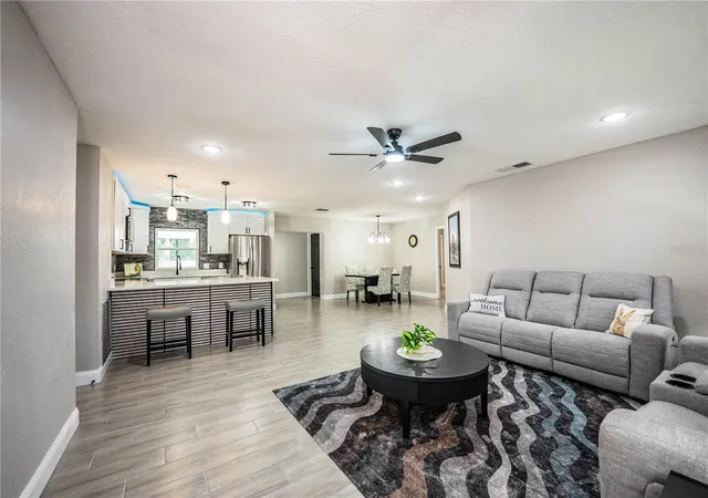 Photo 3 of Sale Pending at 2250 Maple Hl Dr, Lakeland, FL 33811 | MLS# L4964625 | Listing updated on 2026-09-15