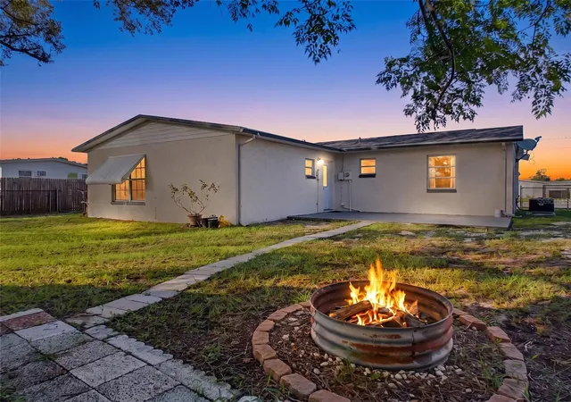 Photo 2 of Single family home for sale at 439 Briarwood Ln, Spring Hill, FL 34606 | MLS# TB8543114 | Listing updated on 2026-08-30