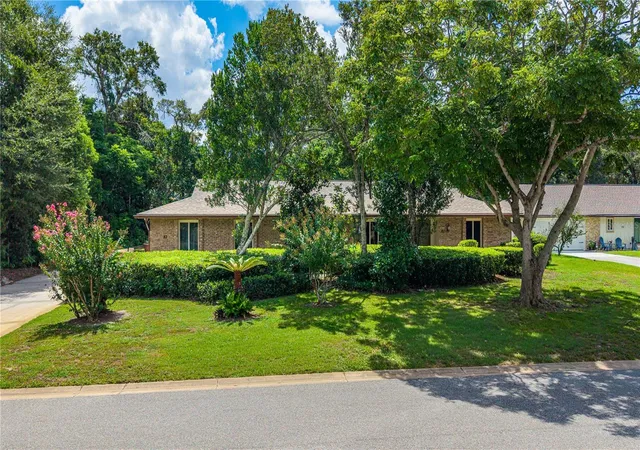 Photo 1 of Sale Pending at 82 S St Andrews Dr, Ormond Beach, FL 32174 | MLS# FC321024 | Listing updated on 2026-09-29