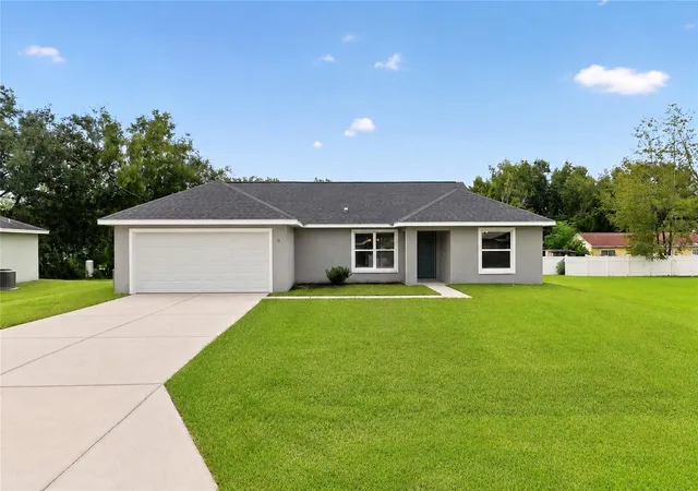 Photo 2 of Single family home for sale at 15 Water Trak, Ocala, FL 34472 | MLS# OM731217 | Listing updated on 2026-09-01