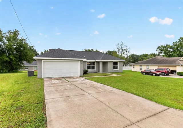 Photo 3 of Single family home for sale at 15 Water Trak, Ocala, FL 34472 | MLS# OM731217 | Listing updated on 2026-09-01