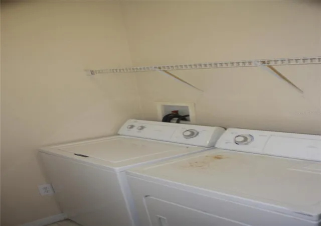 Photo 11 of Condo for sale at 3561 Conroy Rd #234, Orlando, FL 32839 | MLS# O6437121 | Listing updated on 2026-08-28