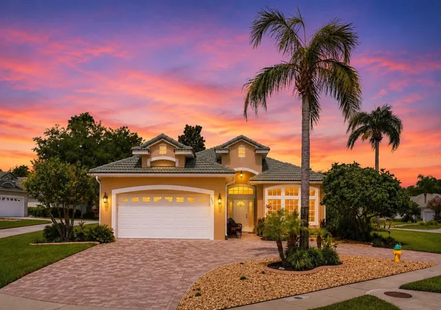 Photo 1 of Single family home for sale at 367 Foxhill Dr, Debary, FL 32713 | MLS# O6437128 | Listing updated on 2026-09-22