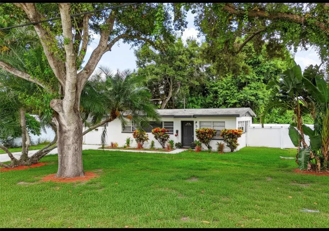 Single family home for sale at 327 Barbara Cir, BELLEAIR, FL 33756 | MLS# S5156453
