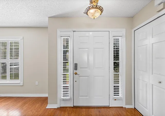 Photo 4 of Single family home for sale at 12614 Lake Vista Dr, Gibsonton, FL 33534 | MLS# TB8543146 | Listing updated on 2026-10-05