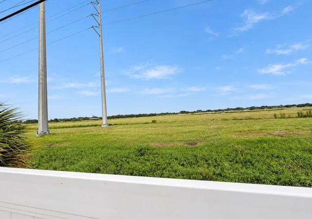 Photo 37 of Single family home for sale at 801 Brockway Ave, Orlando, FL 32807 | MLS# O6437133 | Listing updated on 2026-09-14
