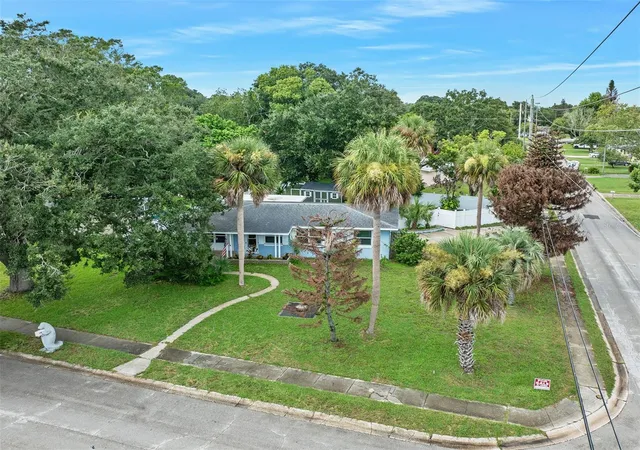 Photo 1 of Single family home for sale at 700 Katherine St, South Daytona, FL 32119 | MLS# FC321029 | Listing updated on 2026-10-07