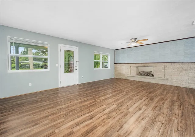 Photo 4 of Single family home for sale at 700 Katherine St, South Daytona, FL 32119 | MLS# FC321029 | Listing updated on 2026-10-07