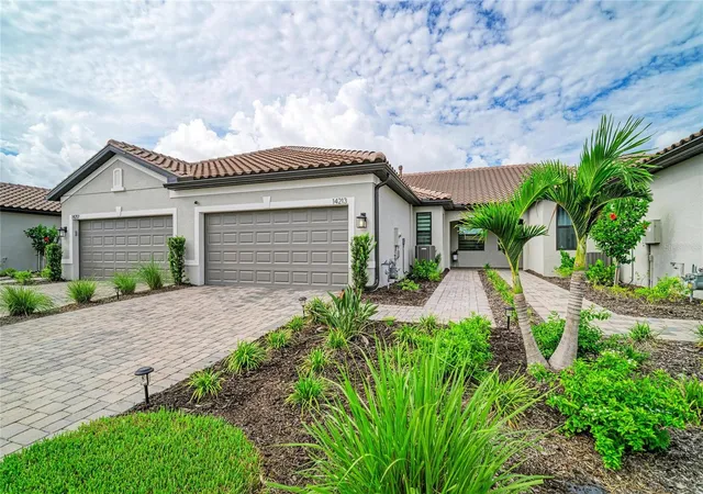 Photo 2 of Single family home for sale at 14213 Eagle Branch Dr, Nokomis, FL 34275 | MLS# A4704269 | Listing updated on 2026-09-05