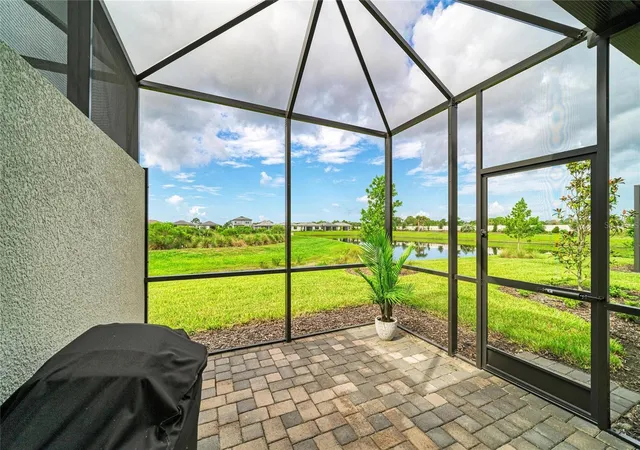 Photo 4 of House for sale at 14213 Eagle Branch Dr, Nokomis, FL 34275 | MLS# A4704269 | Listing updated on 2026-09-17