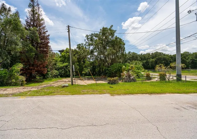 Photo 2 of Land for sale at 1305 Clarcona Rd, Apopka, FL 32703 | MLS# TB8543162 | Listing updated on 2026-09-14